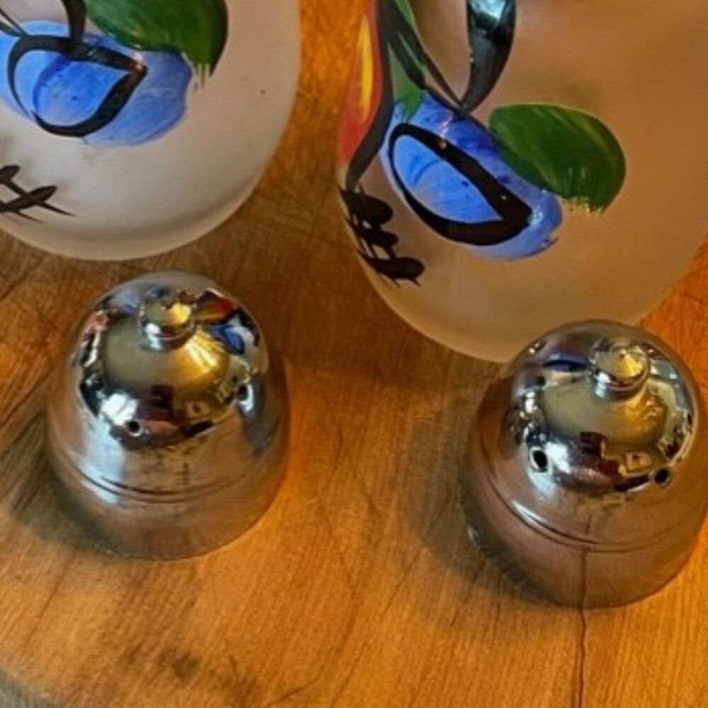 Colorful Vintage Frosted Glass Salt and Pepper Shakers with Fruit - Picture 10 of 10